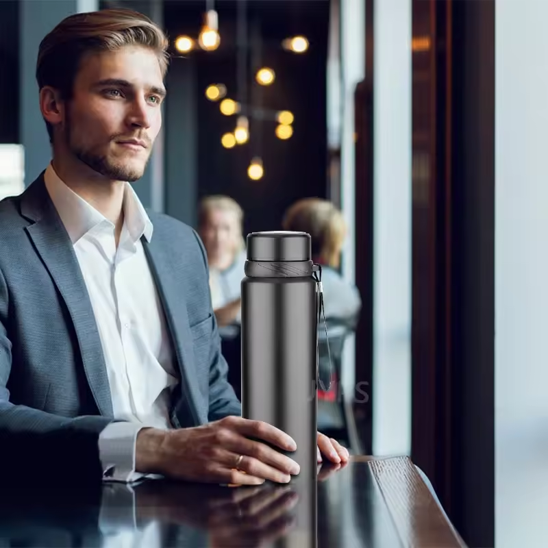 Bouteille d'eau thermique 1000 - Cold Brew Bottle avis et prix